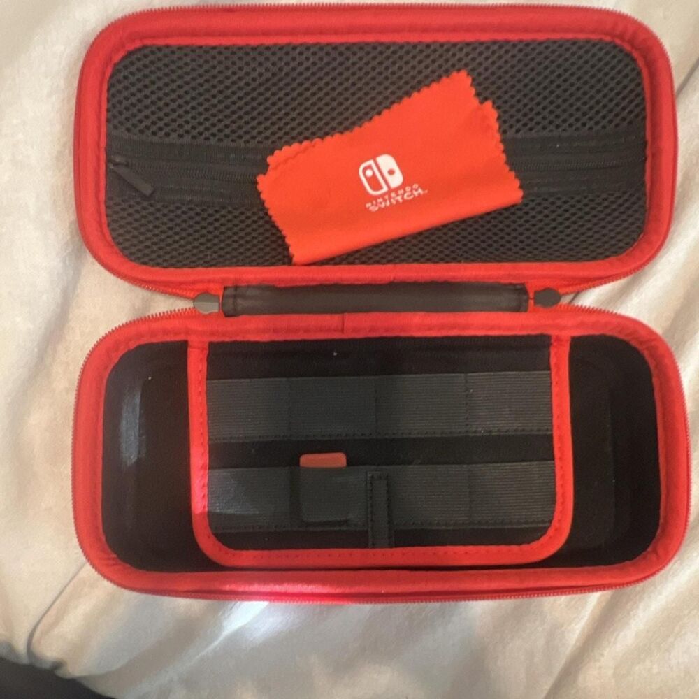 Nintendo Black and Red Laptop-cases-bag